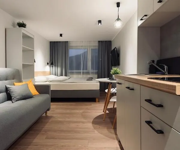 W Centrum Konukevi Krościenko